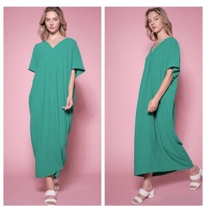 Emerald Green Maxi Oversized Kaftan Dress – Effortless, Bold, and Beautiful